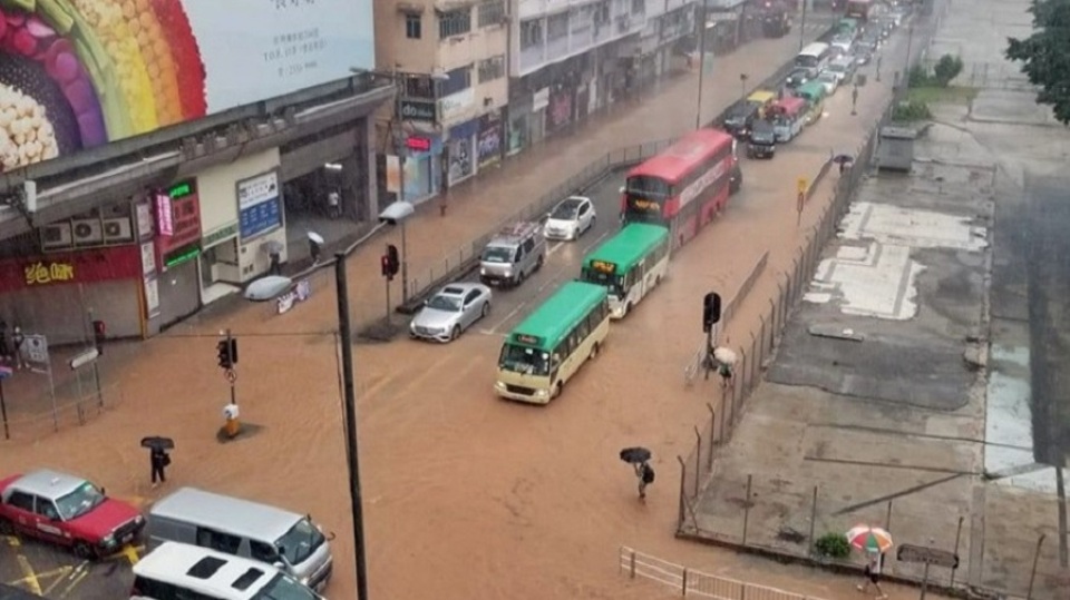 保安局：正就近月風(fēng)暴水浸等處理進(jìn)行檢討