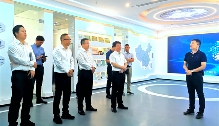 廣東省通信管理局黨組成員、副局長(zhǎng)肖永忠一行赴深圳觀安考察調(diào)研