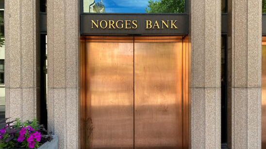 挪威主權(quán)基金第三季蝕2600億港元 回報率為負2.1%