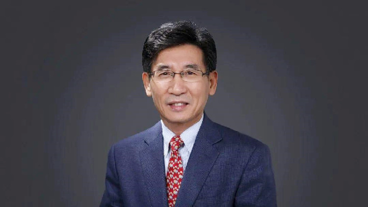 歷史上首位中國(guó)籍！南科大校長(zhǎng)薛其坤獲巴克利獎(jiǎng)