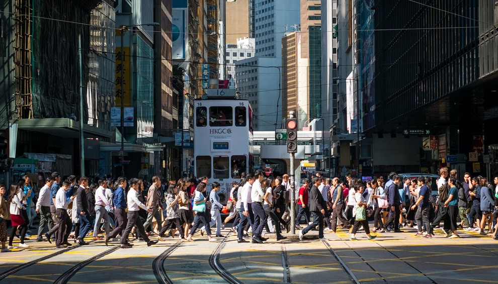 施政報(bào)告丨 哪些與你相關(guān)？「派糖」措施全面睇