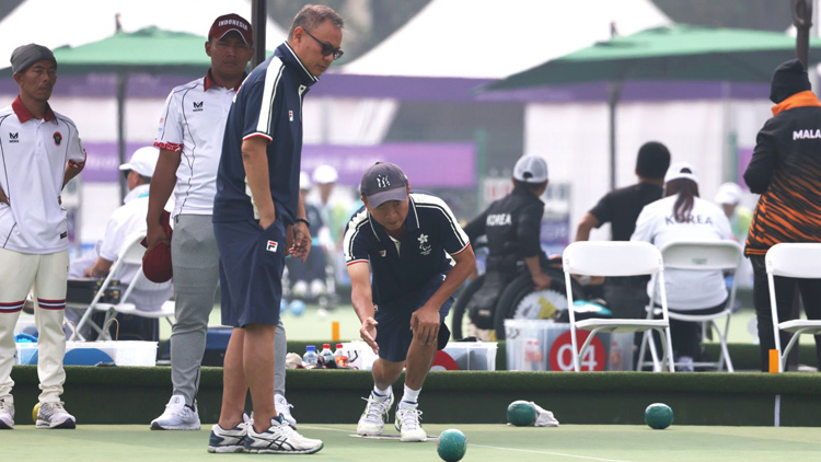 杭州亞殘運(yùn)｜李志明鄧順儀混雙草地滾球奪金 楊潤雄：發(fā)揮團(tuán)體精神 互相支持激勵(lì)