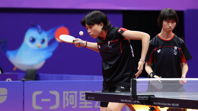 楊潤雄恭賀吳玫薈/王婷莛奪亞殘運(yùn)會女乒雙打金牌