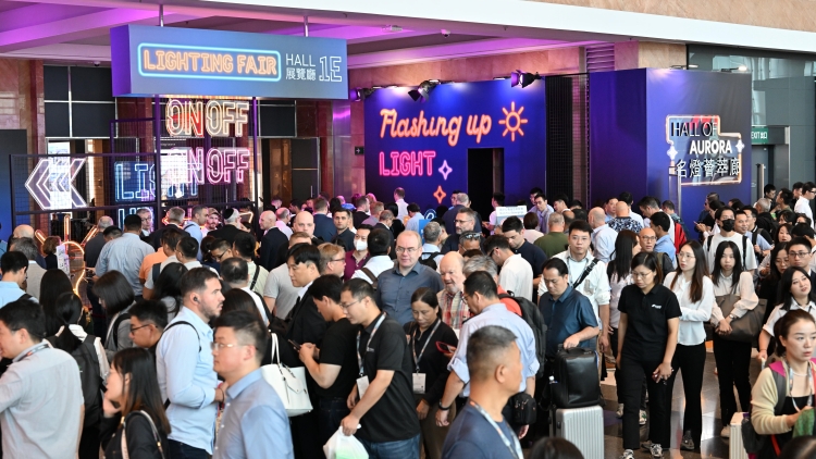 秋燈展、戶外照明博覽、環(huán)保博覽共吸引逾6萬買家參觀  