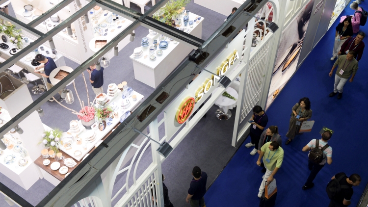 前9個月我國服務(wù)進(jìn)出口總額增長7.7%