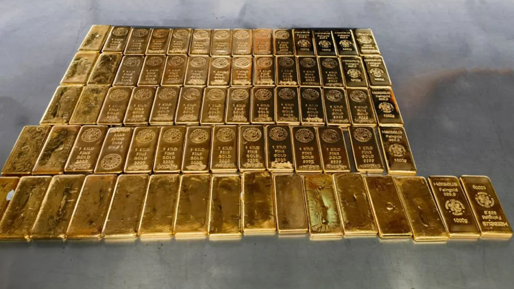 皇崗海關(guān)查獲金條72塊 價值約4000萬！