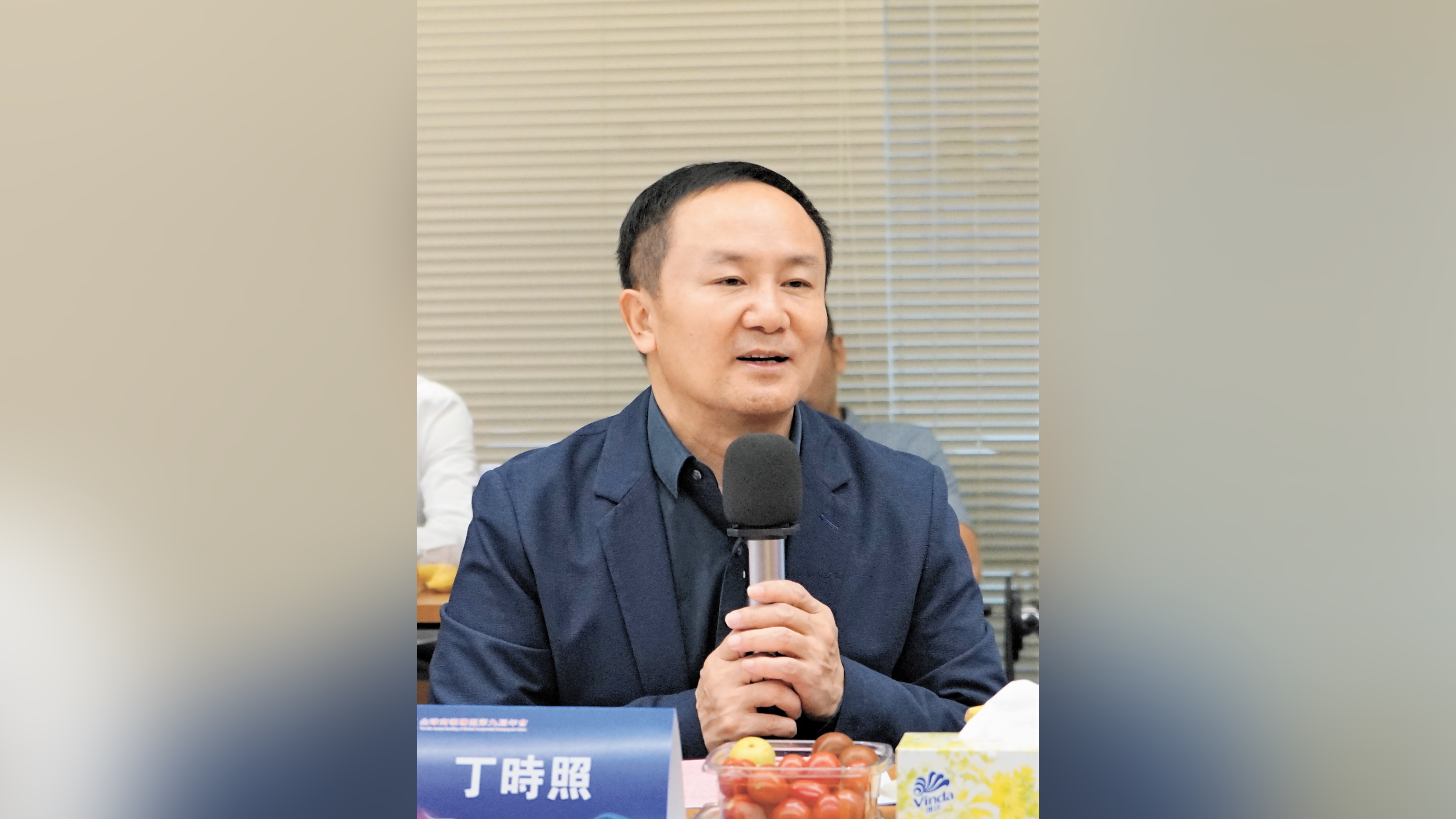 香港商報(bào)、香港經(jīng)濟(jì)導(dǎo)報(bào)社長(zhǎng)丁時(shí)照：全球商報(bào)聯(lián)盟是世界級(jí)通訊社