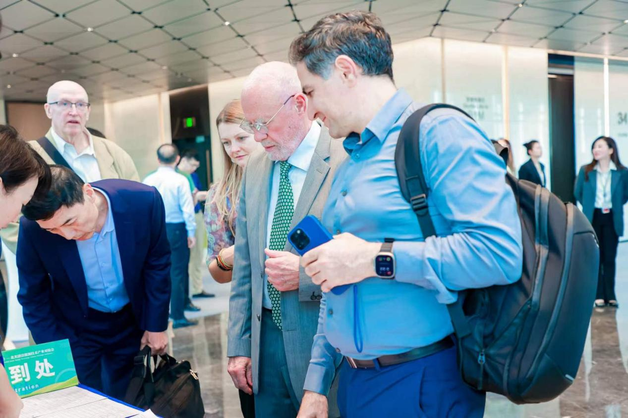 深圳舉辦深港與北美清潔能源技術(shù)產(chǎn)業(yè)對接會