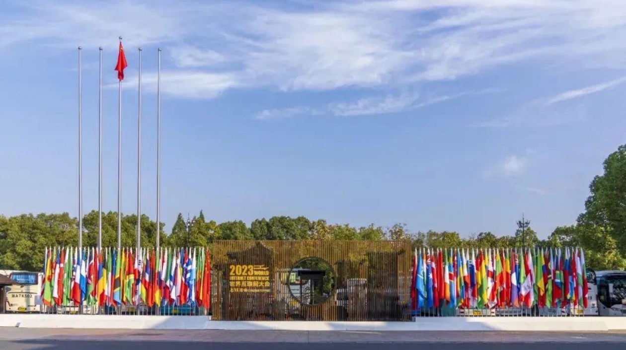 小鎮(zhèn)，走向世界