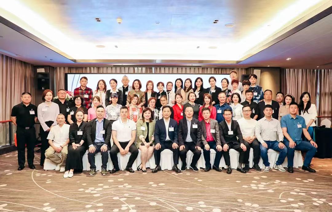 香港長(zhǎng)沙聯(lián)誼會(huì)促進(jìn)湘港經(jīng)貿(mào)文化交流深度合作