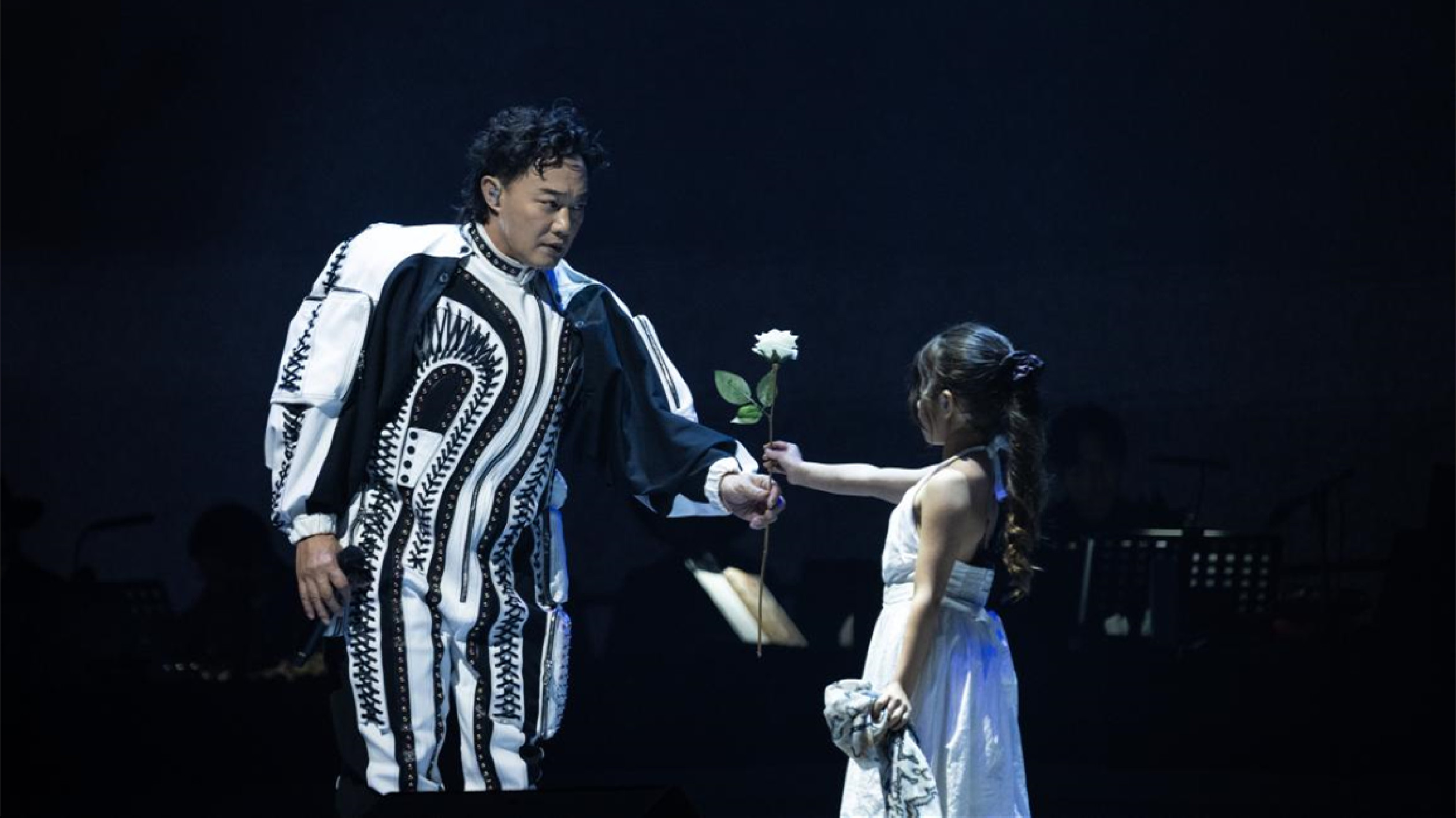 人氣爆棚！陳奕迅廈門演唱會(huì)6場門票預(yù)售售罄