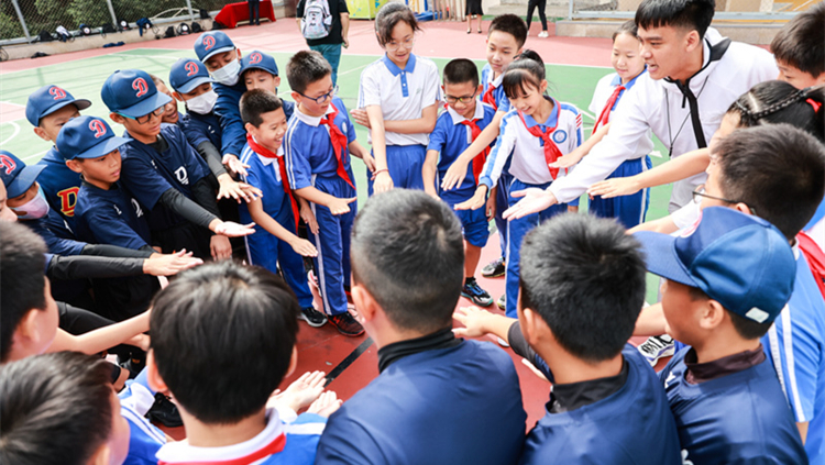 蓮霧結(jié)出「友誼果實」！海峽兩岸學生棒球聯(lián)賽總決賽舉辦交流活動