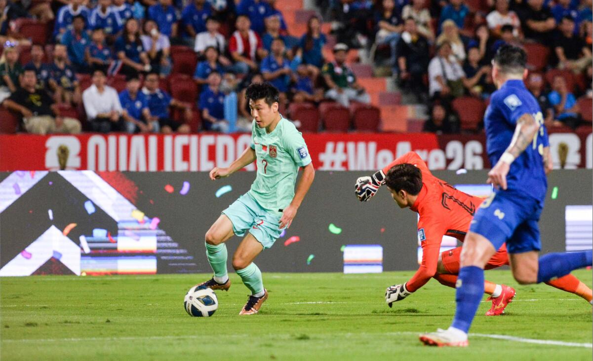 有片丨習(xí)近平評(píng)國足挫泰國隊(duì)：僥幸成分大 不敢肯定水平