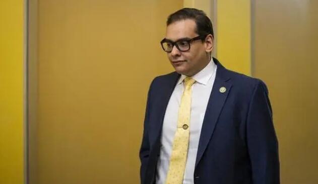 美眾議院道德委員會(huì)主席提議驅(qū)逐議員桑托斯