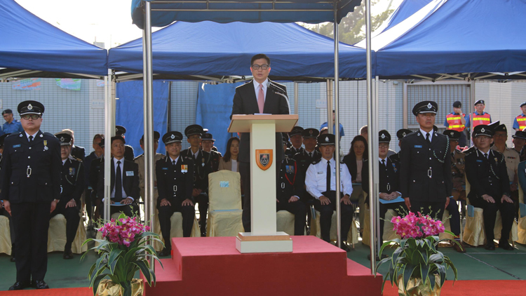 民眾安全服務(wù)隊(duì)少年團(tuán)55周年會(huì)操 鄧炳強(qiáng)：團(tuán)員須認(rèn)識(shí)國(guó)家 堅(jiān)持初心