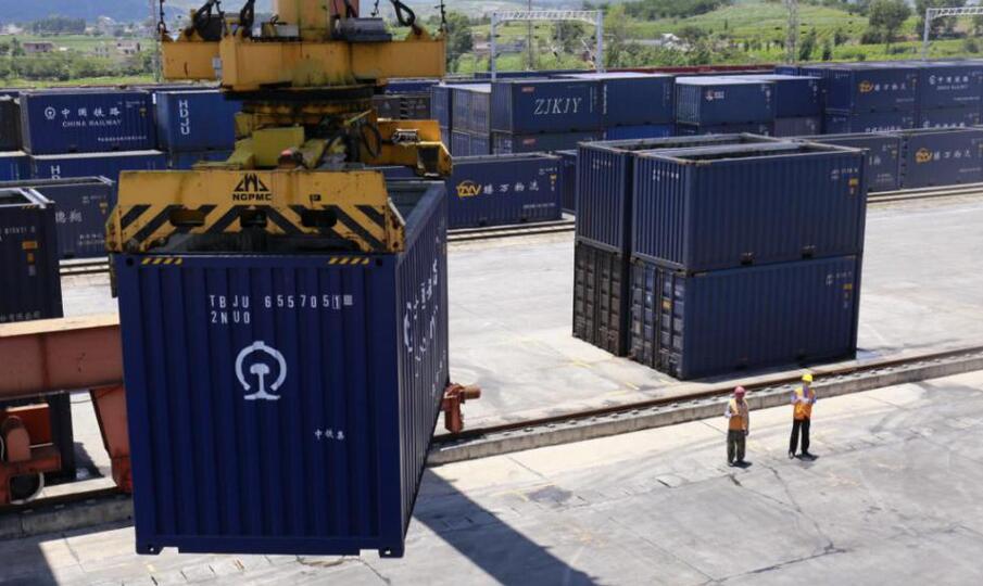 交通運(yùn)輸部：13日-19日鐵路累計(jì)運(yùn)輸貨物7744.5萬噸 環(huán)比增長1.36%