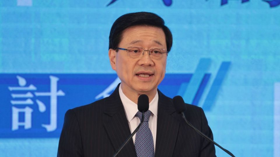 李家超微博粉絲突破500萬(wàn) 發(fā)文感謝大家支持