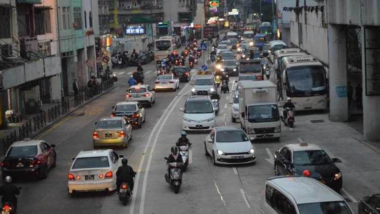 「駕照互認(rèn)」實(shí)施半年 逾3萬(wàn)澳門居民換領(lǐng)內(nèi)地駕駛證