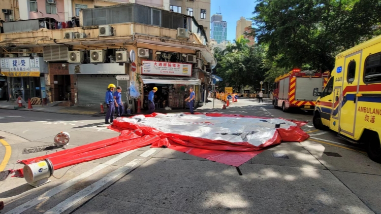 七旬老婦攀窗企圖跳樓 消防飛將軍游繩救脫險(xiǎn)