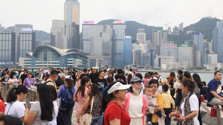 【商報(bào)時(shí)評(píng)】願(yuàn)景：手握灣事通 灣區(qū)萬(wàn)事通