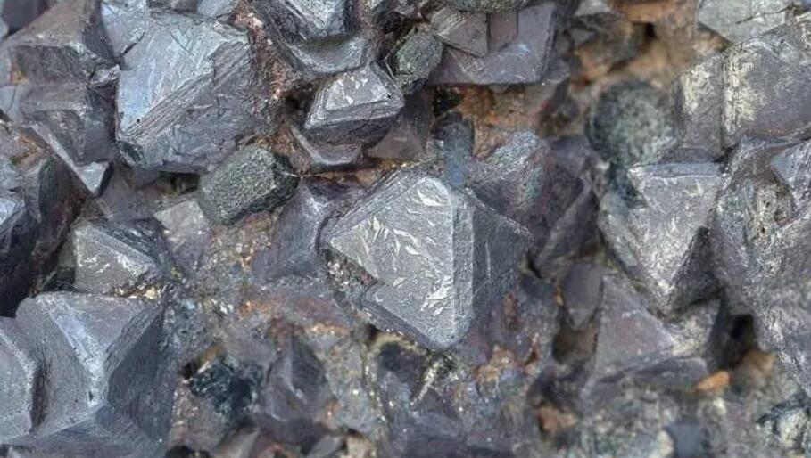 三部門加強鐵礦石期現(xiàn)貨聯(lián)動監(jiān)管 