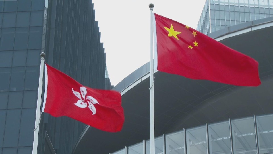 區(qū)旗及區(qū)徽修訂條例今刊憲 政府將宣傳教育協(xié)助市民了解