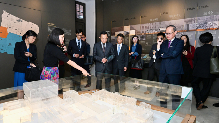 一連兩日的「新加坡──香港常任秘書長交流計劃」結(jié)束