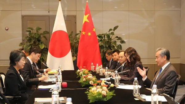 王毅會(huì)見日本外相上川陽(yáng)子