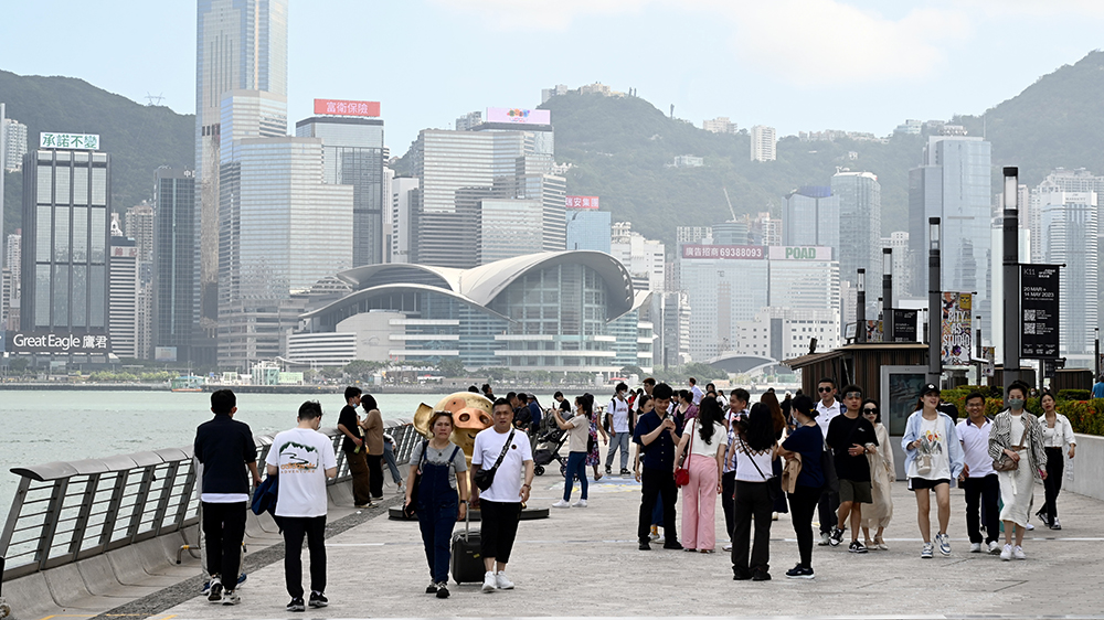 星光大道11月29日晚6時(shí)至12月1日早8時(shí)暫停開放