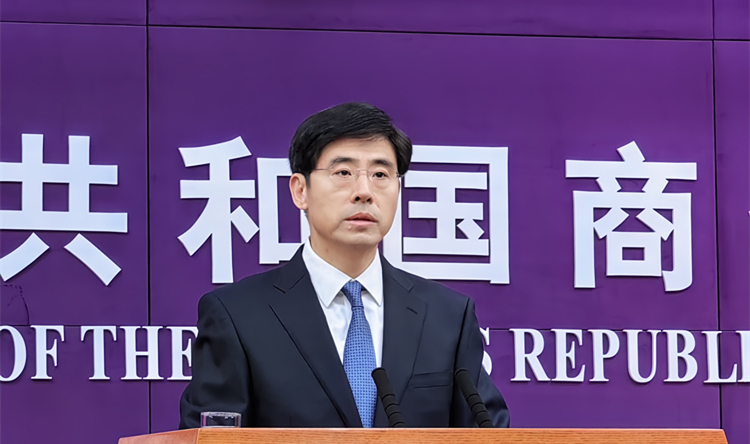 美再稱限制中國獲取半導(dǎo)體和尖端技術(shù)   商務(wù)部：只會(huì)讓美國企業(yè)失去中國市場