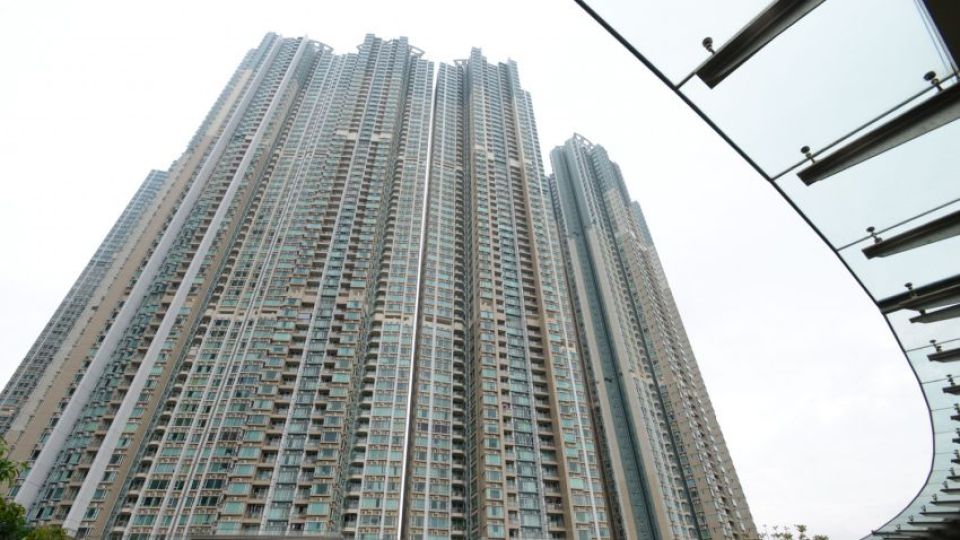 羅淑佩：截至6日稅務(wù)局收到230宗置業(yè)印花稅「先免後徵」申請(qǐng)