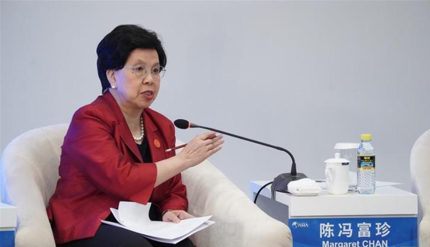 區(qū)議會(huì)選舉丨陳馮富珍籲港人行使公民權(quán)力踴躍投票