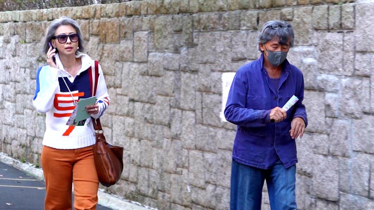 區(qū)議會(huì)選舉｜【圖片新聞】著名藝人林子祥、葉倩文投票