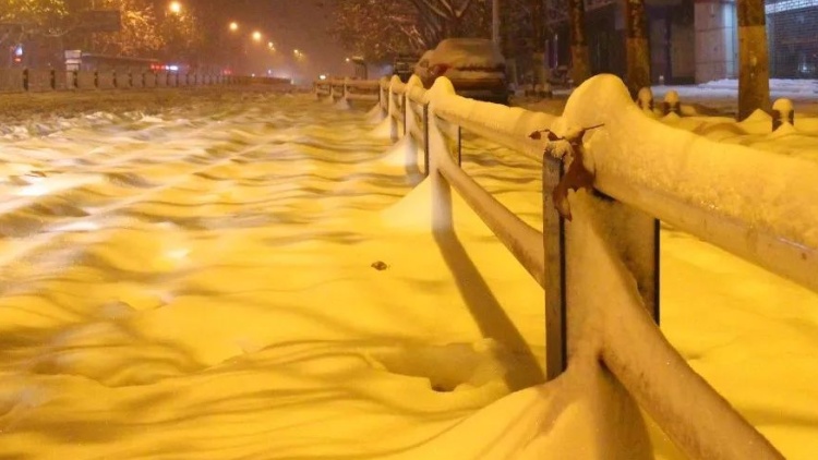 河南新鄉(xiāng)等地受極端天氣影響 發(fā)布臨時停課通知