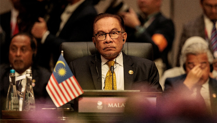 安華執(zhí)政後首度改組內(nèi)閣 展現(xiàn)拼經(jīng)濟決心