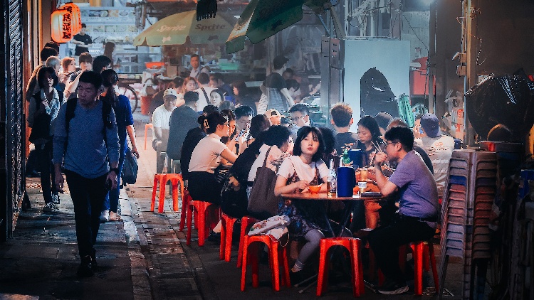 旅發(fā)局推動(dòng)本地消費(fèi) 2000萬元「香港夜饗樂」送全港市民