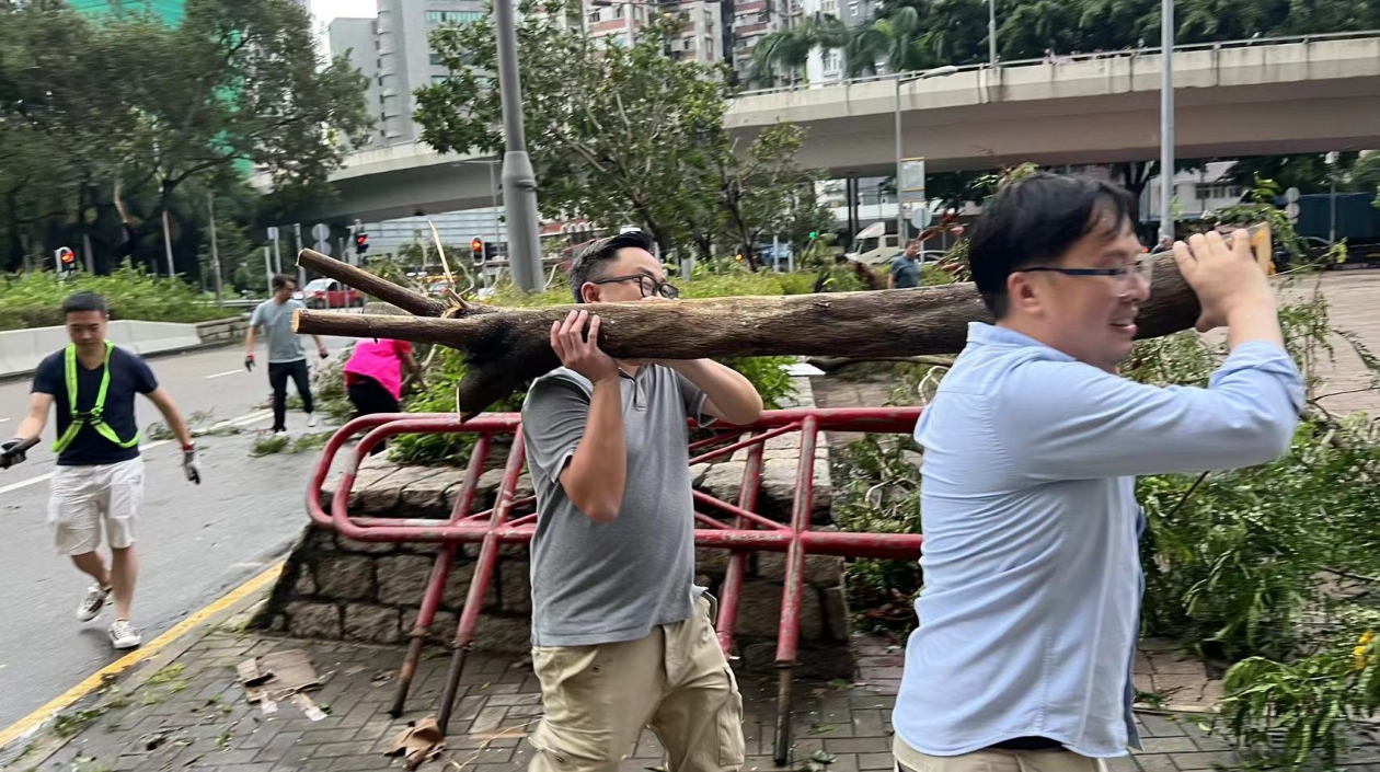 潘景和倡改善「三無大廈」、「劣質(zhì)劏房」等各類民生舉措破題落地