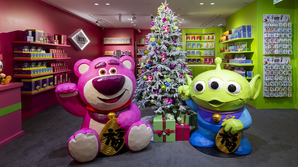 【購(gòu)物】迪士尼潮玩期間限定店 三眼仔勞蘇率先開賣