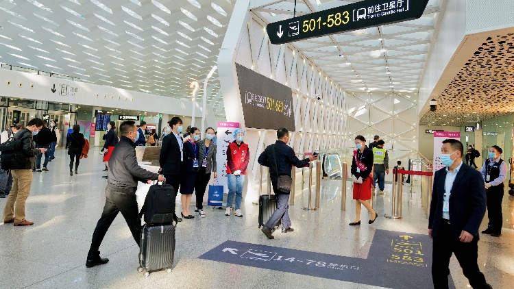 深圳機(jī)場(chǎng)今年客流超5000萬(wàn)人次