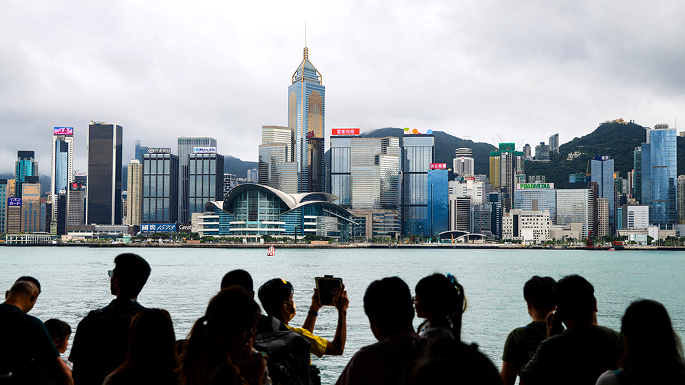 【商報(bào)時(shí)評(píng)】大團(tuán)結(jié)大聯(lián)合 拼經(jīng)濟(jì)拼發(fā)展