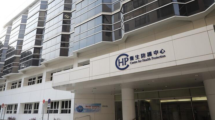 防護(hù)中心：8個(gè)月大女?huà)敫腥炯仔土鞲衼惆l(fā)肺炎 情況危殆