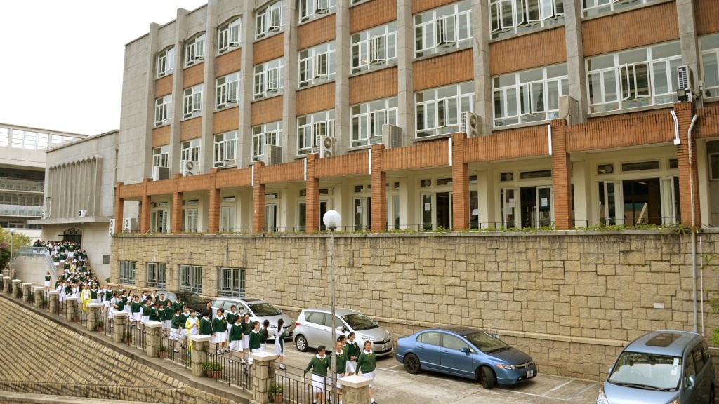 涉易服潛女校偷窺 城巴主任準(zhǔn)保釋明年2月再訊