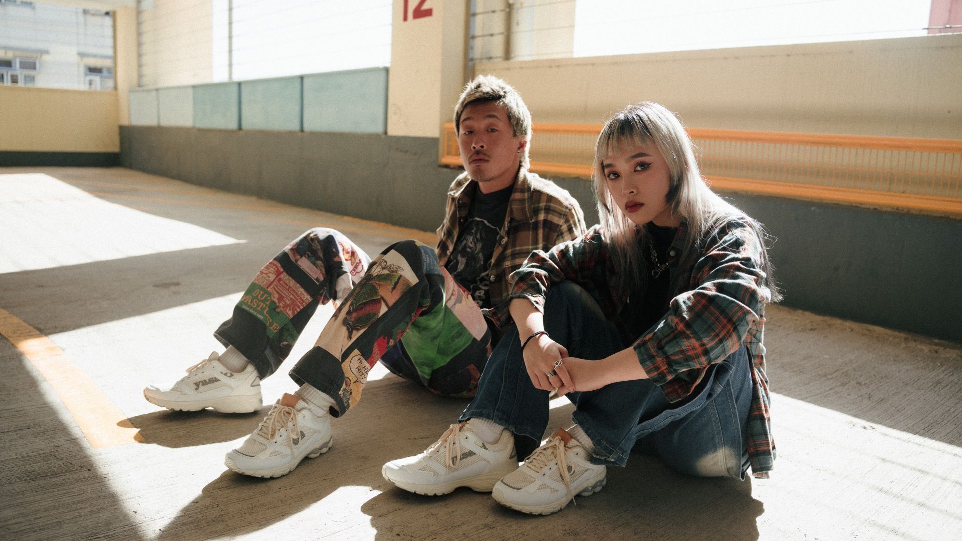 【時(shí)尚】限量運(yùn)動(dòng)鞋 傳承香港球鞋文化