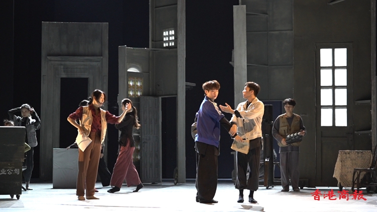 記者手記｜舞劇《詠春》元素遍布香港演藝學(xué)院 演職團(tuán)隊(duì)正緊鑼密鼓綵排