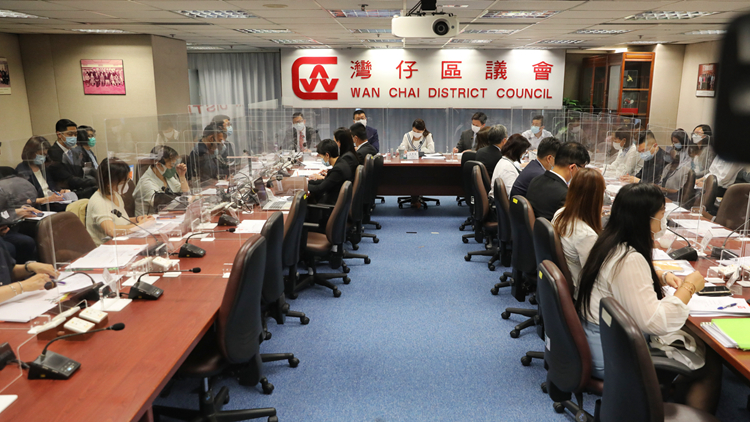 多區(qū)區(qū)議會(huì)本周召開(kāi)首次會(huì)議 討論籌辦推動(dòng)地區(qū)經(jīng)濟(jì)發(fā)展及設(shè)置「打卡」地標(biāo)等