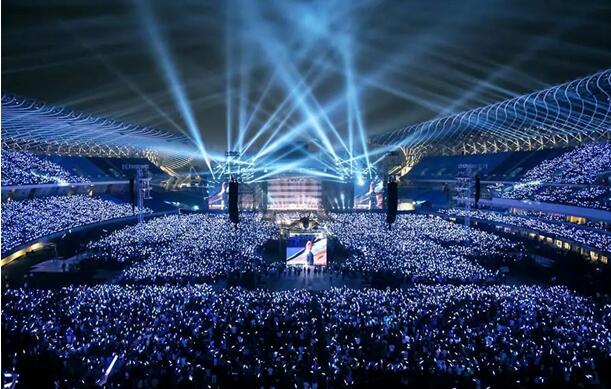 內(nèi)地香港臺灣歌手唱響灣區(qū)！ 「灣區(qū)之光群星演唱會」開演在即