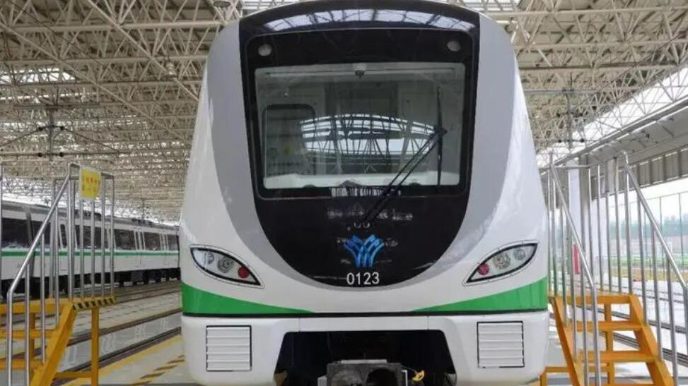 南寧地鐵回應(yīng)廣告畫面爭(zhēng)議：系傳統(tǒng)元素組合裝飾 已撤除