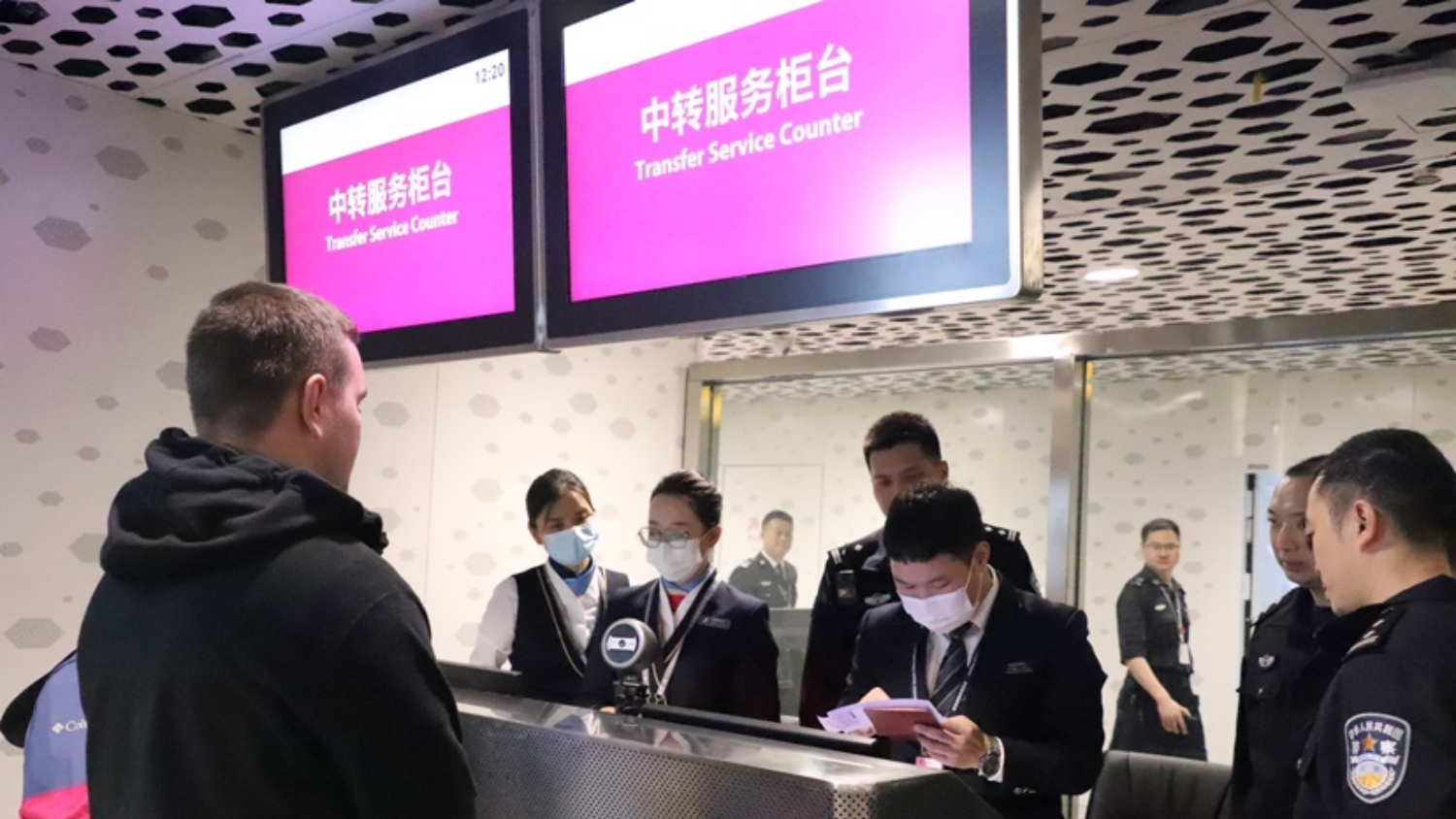 深圳機場實行24小時免簽過境 今年預(yù)增超10萬名中轉(zhuǎn)旅客