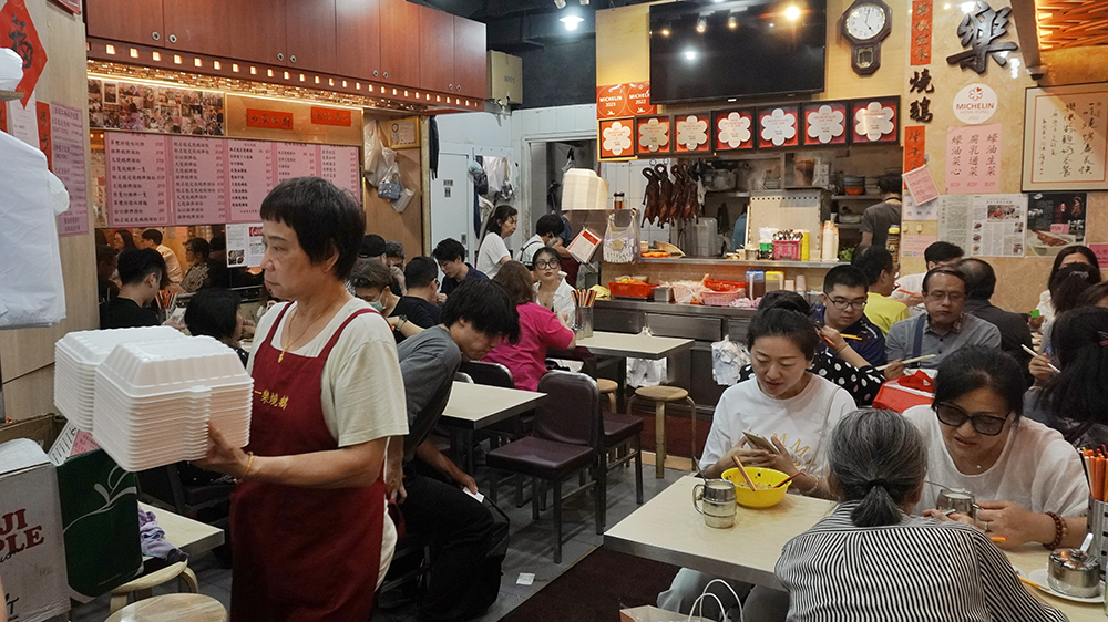 輸入外勞計劃正「開花結果」 內(nèi)地漸成本港勞務供應地