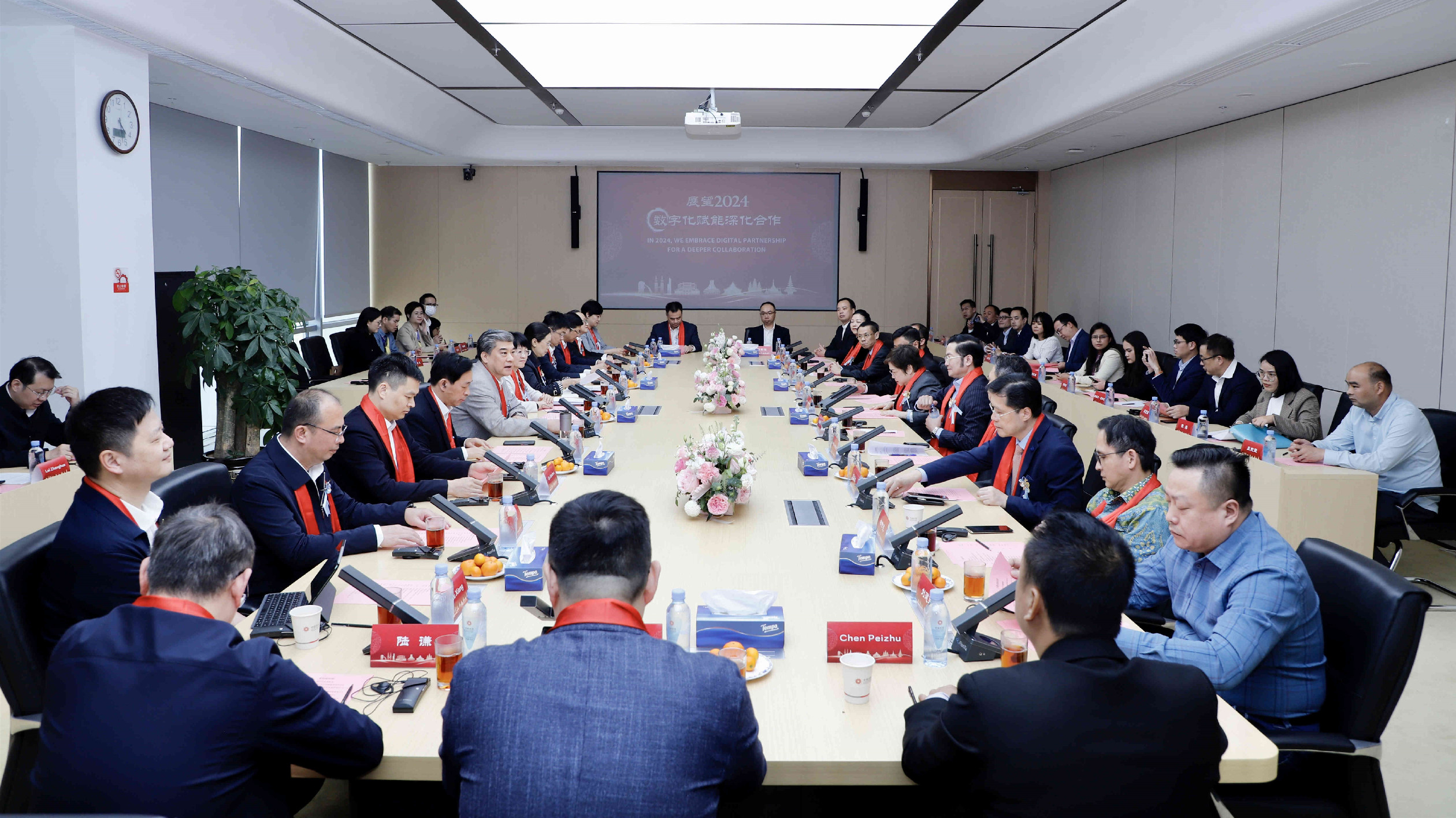 廣西商務(wù)廳與駐南寧外事（聯(lián)絡(luò)）機(jī)構(gòu)舉辦春茗團(tuán)拜活動(dòng)